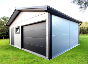 7x5m DELUX insulated mobile garage with gable roof, sectional door, door, 2 windows, 2 ventilation grilles, cornices, guttering, plywood roof covering, galvanized frame