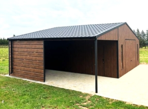 9x7m DELUX mobile garage, with gable roof, sectional door, door, skirting, gutter, vertical cladding, galvanized frame