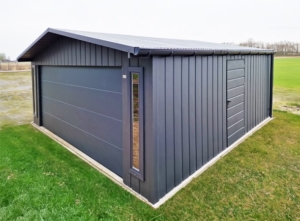 6x6m quality mobile garage, with gable roof, felt cladding, anthracite grey walls, tilting door and door, 2 windows, cornices, guttering, horizontal cladding, galvanized frame